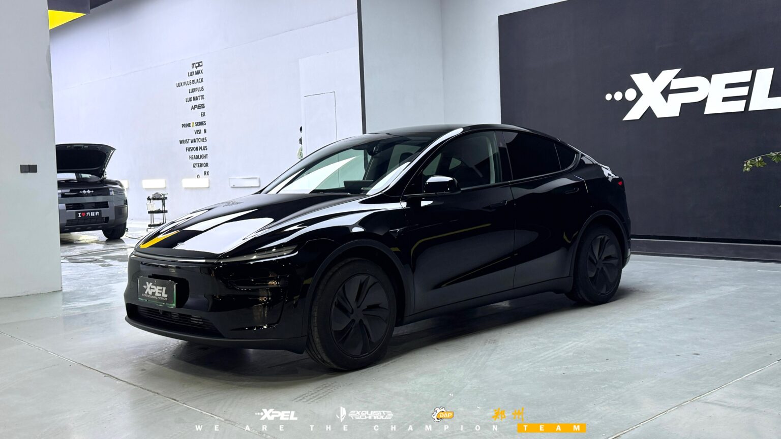特斯拉 Model X 隐形车衣装贴指南（郑州）