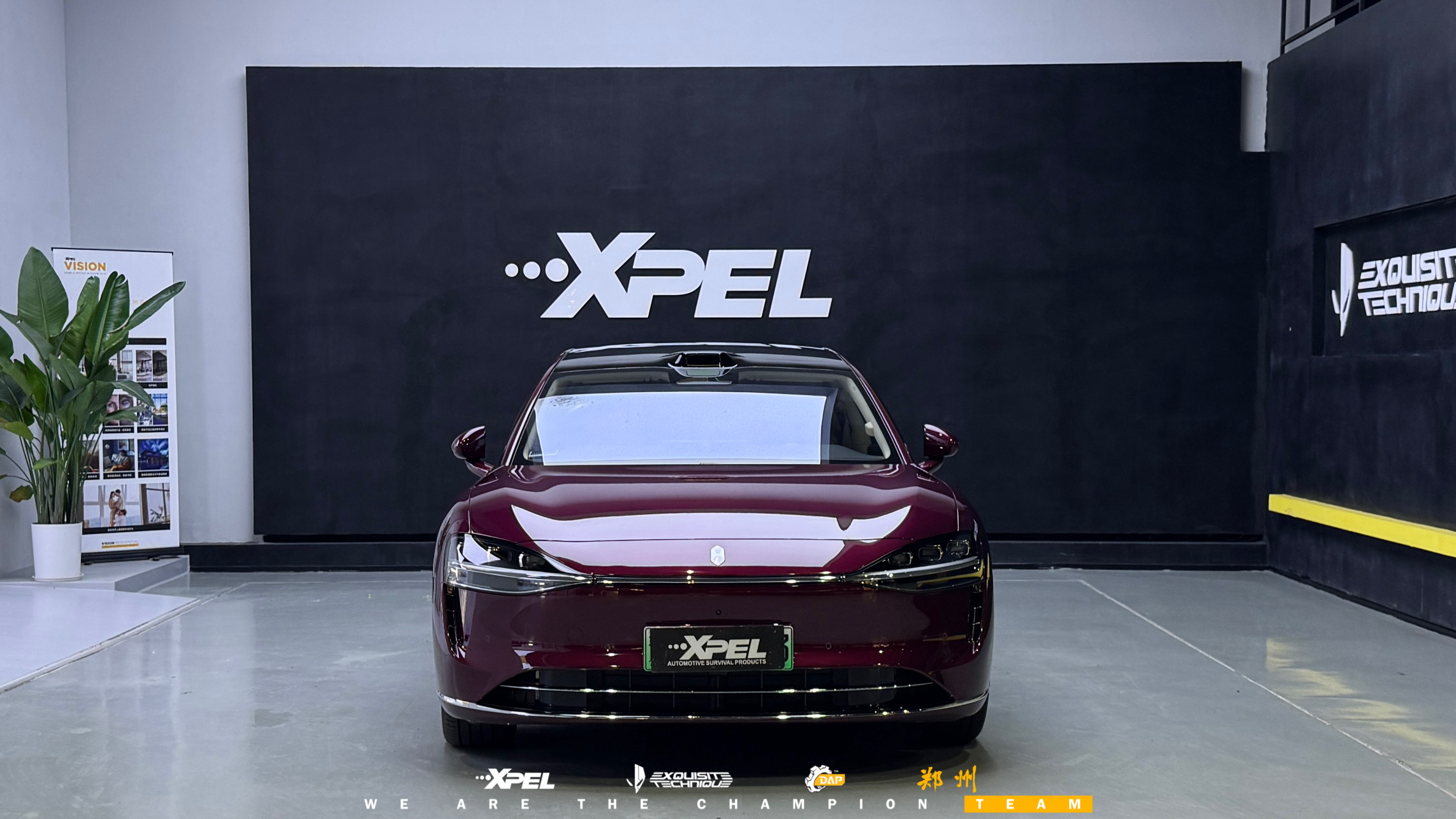 郑州享界S9装贴XPEL隐形车衣完工正面实拍